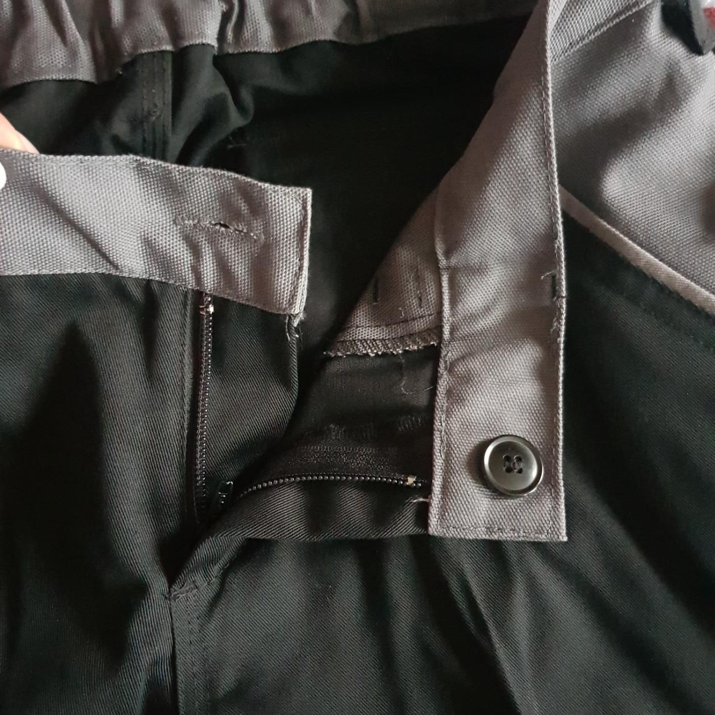Praktisch, viele Taschen