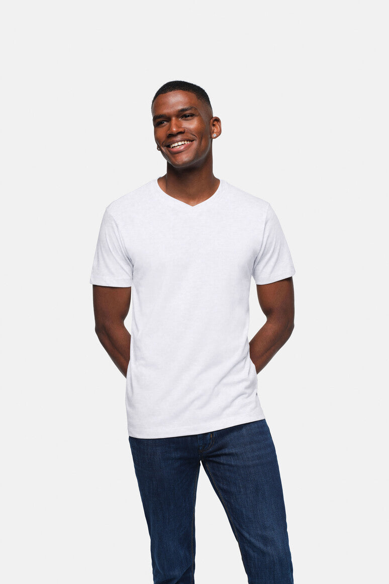 hakro-no-226-v-shirt-classic-comfort-fit-t-shirt-mit-v-ausschnitt image 2
