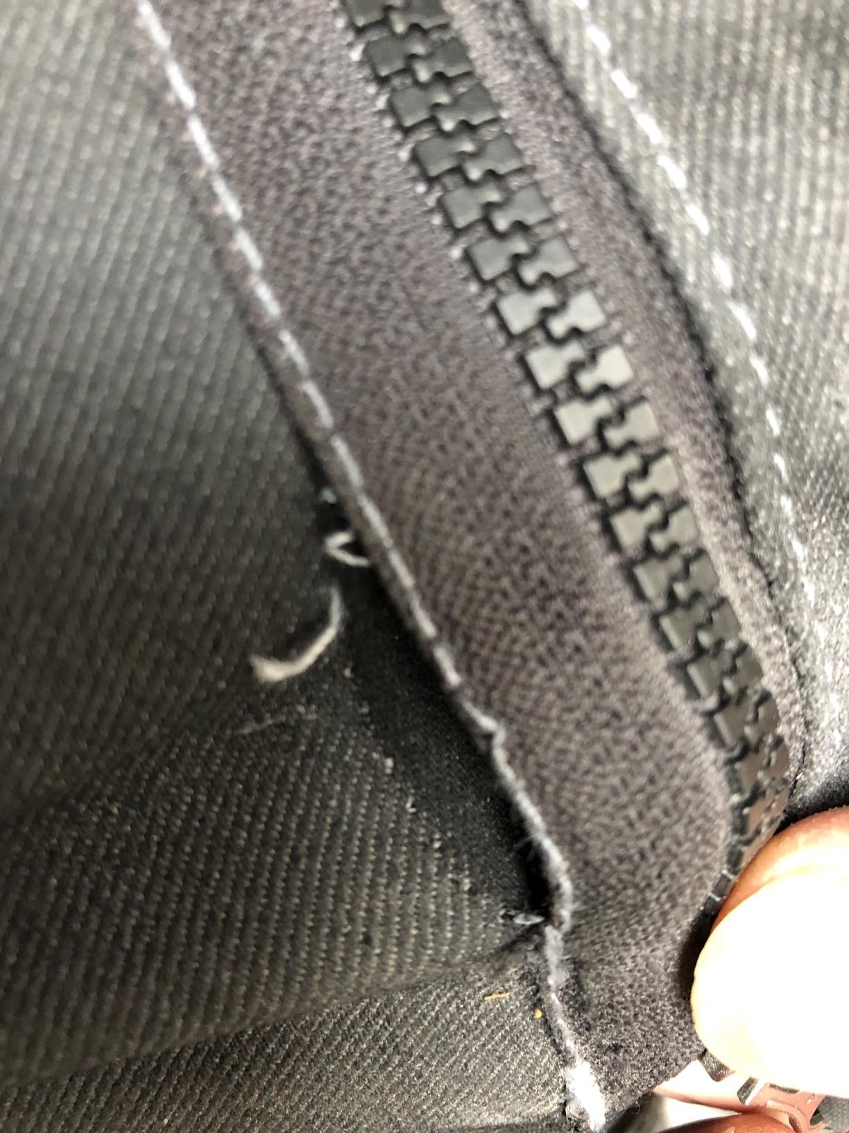 Sehr gute Hose, fällt slim aus